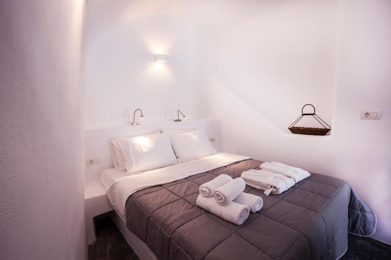 Cupola Suites Oia  Exterior photo
