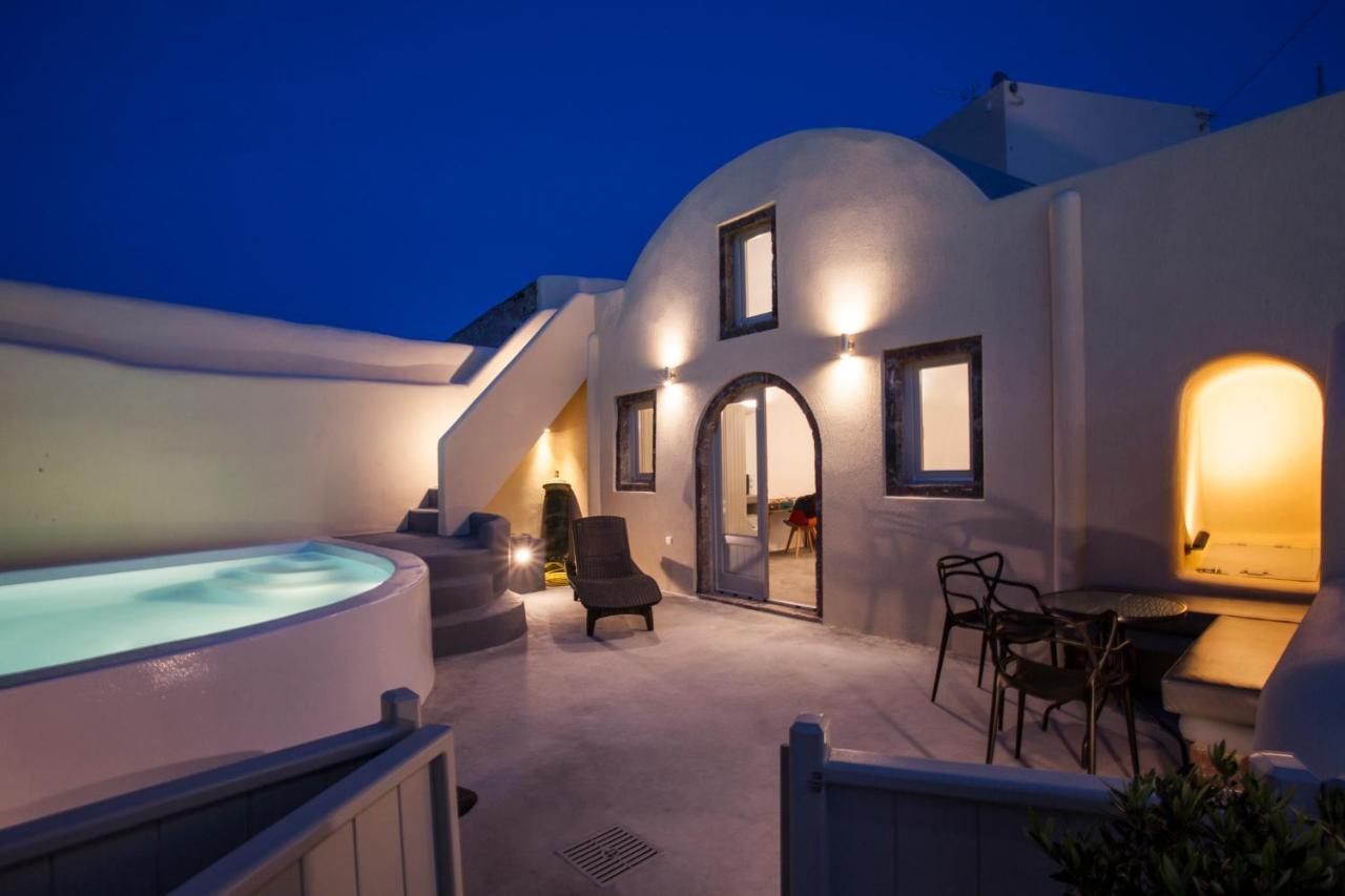 Cupola Suites Oia  Exterior photo
