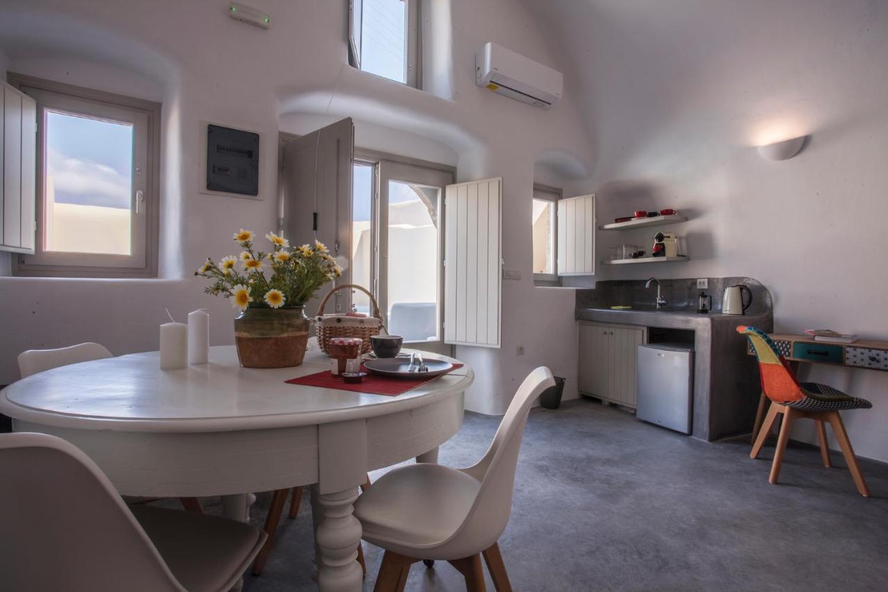 Cupola Suites Oia  Exterior photo