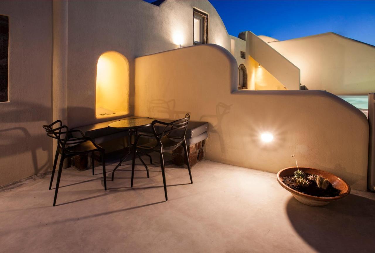 Cupola Suites Oia  Exterior photo
